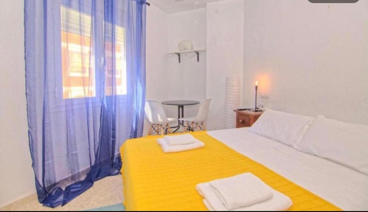 Guest House Mota Малага Экстерьер фото